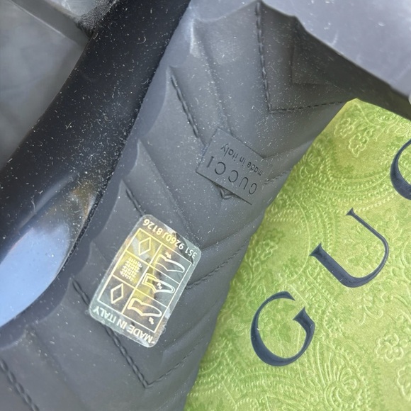Gucci Interlocking Logo Rain Boots - Picture 5 of 7